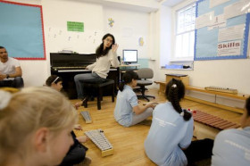 На занятиях в SKOLA Regent's Park