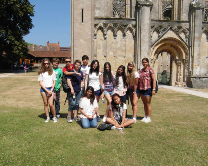 Здание школы Sherborne International College