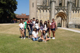 Здание школы Sherborne International College