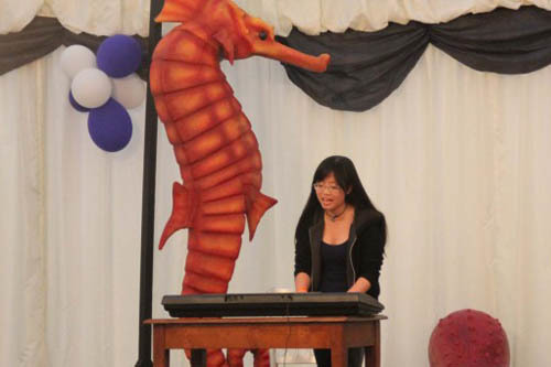 Шоу талантов в Oxford Royal Academy St. Peter's College