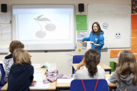 Студенты Our World English Schools Caterham School на занятиях