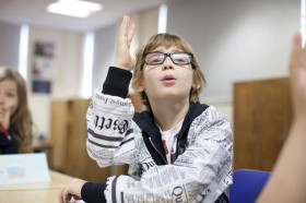 Студенты Our World English Schools Caterham School на занятиях