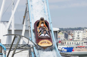 В аквапарке