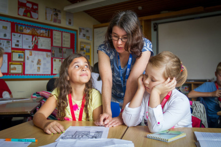 Студенты Studio Cambridge Sir Edward на занятиях