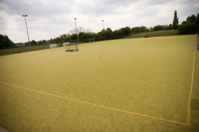 Футбольное поле