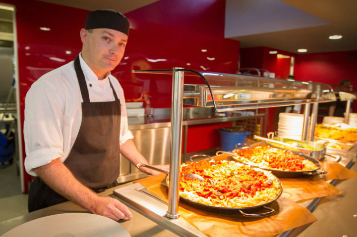 Столовая в Studio Cambridge Sir Henry