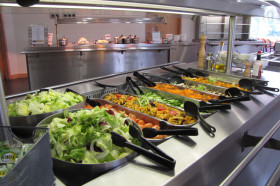 Столовая в Studio Cambridge Sir Richard