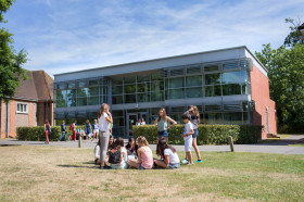 Студенты Studio Cambridge Sir Richard