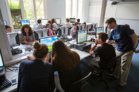 Студенты Studio Cambridge Sir William на занятиях