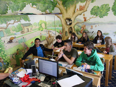 Студенты Village Camps на занятиях