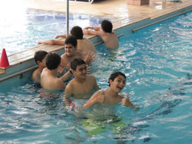 Бассейн в Village Camps