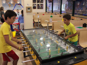 Комната отдыха для студентов Village Camps