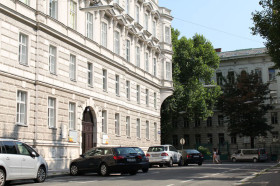 Здание школы Actilingua Academy