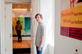 Холл в ActiLingua Academy