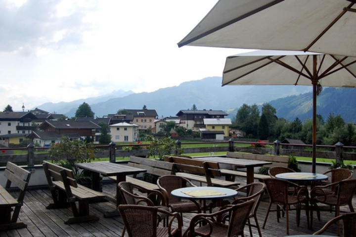 Летнее школьное кафе