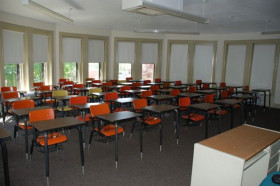 Класс в Embassy Summer Dean College