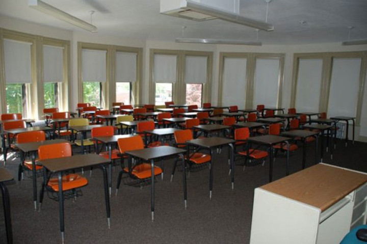 Класс в Embassy Summer Dean College