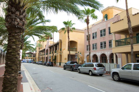 Здание школы Embassy Summer Fort Lauderdale