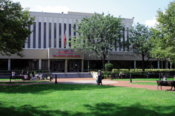 Здание школы Embassy Summer Rutgers University