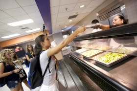 Обед в Embassy Summer Rutgers University