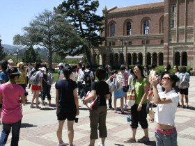 Студенты FLS Discover California