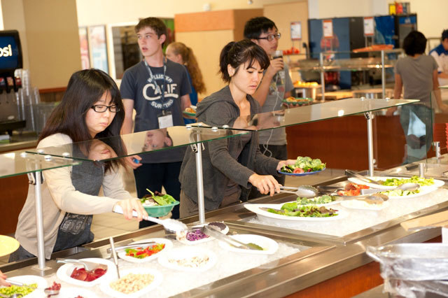 Обед в St. Giles International San Francisco Bay