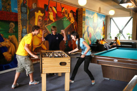 Комната отдыха для студентов St. Giles International San Francisco Bay