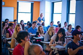 Студенты EC New York на занятиях