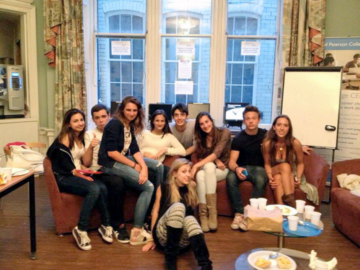 Студенты Basil Paterson College