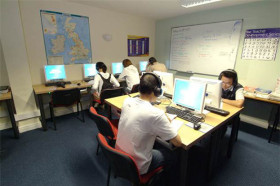 Студенты MLS International College на занятиях