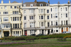 Здание школы Shane Global Language Centre Hastings