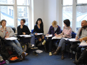 Студенты Shane Global Language Centre London на занятиях