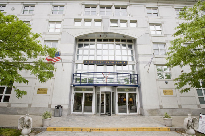 Здание школы Embassy English Boston Downtown