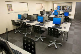 Компьютерный класс в Embassy English New York