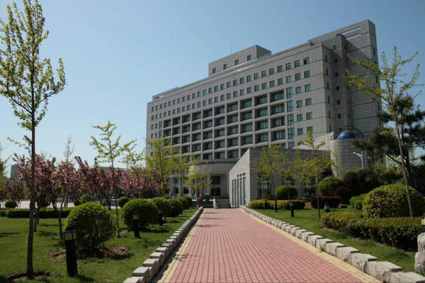 Здание INTO Dongbei University of Finance and Economics