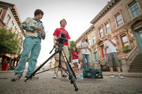 Студенты New York Film Academy учатся снимать фильм
