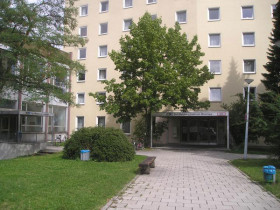 Здание школы Carl Duisberg Centren Munich