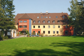 Здание Humboldt-Institut Bad Durkheim