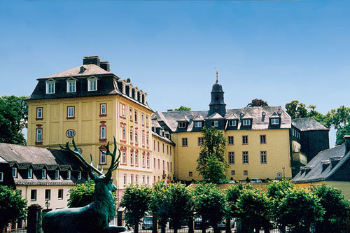 Здание Humboldt-Institut Schloss Wittgenstein