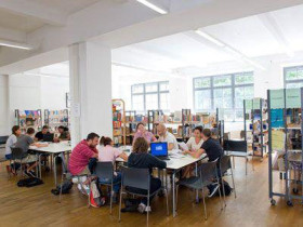 Библиотека в Goethe-Institut Berlin