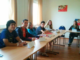 Студенты DID Deutsch-Institut Berlin-Mitte на занятиях