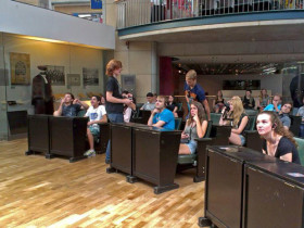 Студенты DID Deutsch-Institut Cologne на занятиях