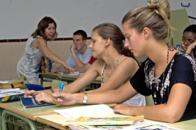 Студенты Enfocamp Marbella Albergue на занятиях