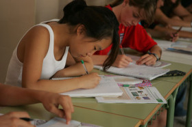 Студенты Enfocamp Marbella Albergue на занятиях