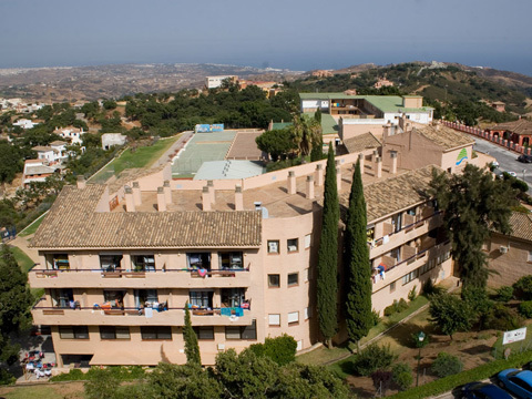 Здание Enfocamp Marbella Alemán