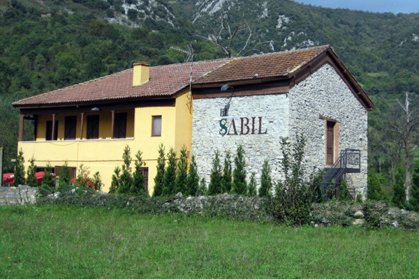 Здание King’s College Asturias