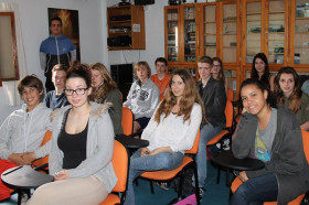 Студенты Colegio Maravillas на занятиях