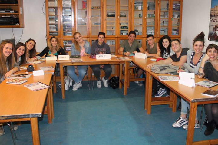 Студенты Colegio Maravillas на занятиях