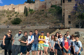 Студенты Colegio Maravillas