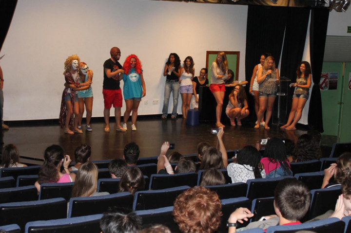 Выступления студентов Colegio Maravillas